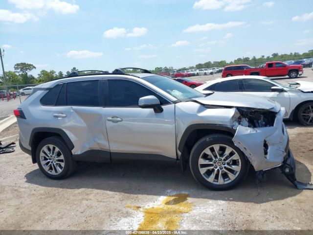 2T3C1RFVXRC293952 Toyota Rav4 Xle Premium