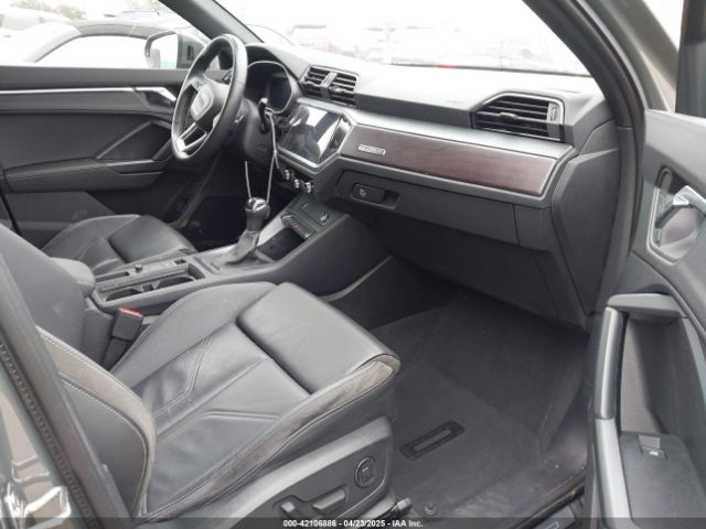 WA1DECF39P1065448 Audi Q3 S Line Premium