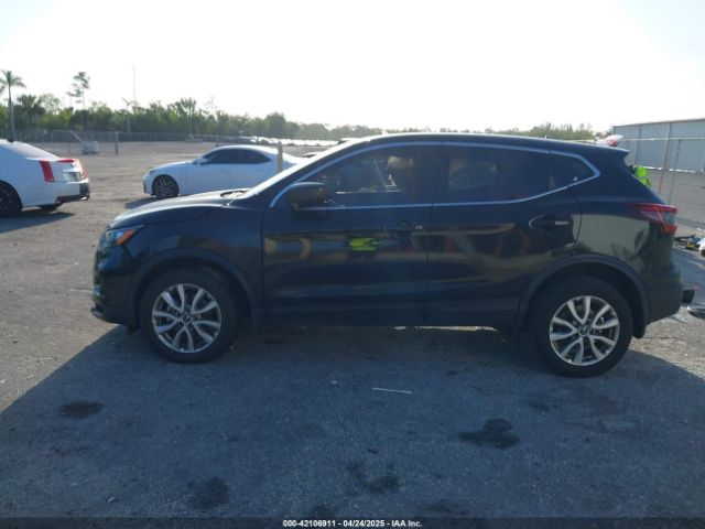 JN1BJ1AV7NW340713 Nissan Rogue Sport S Fwd Xtronic Cvt