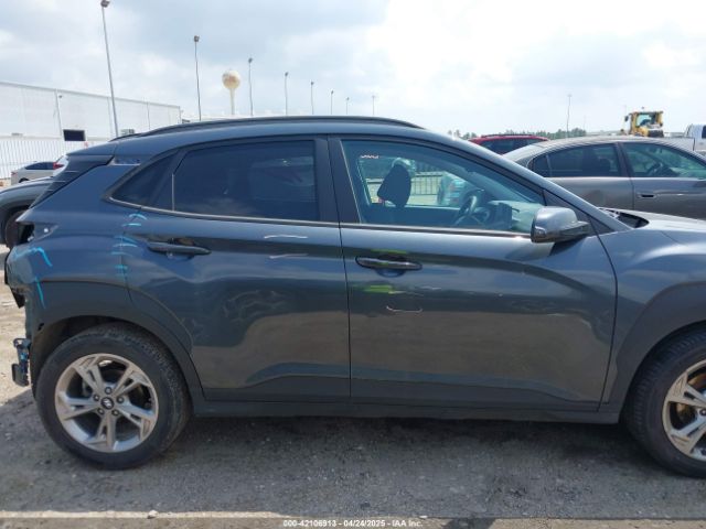 KM8K62AB4NU907624 Hyundai Kona Sel