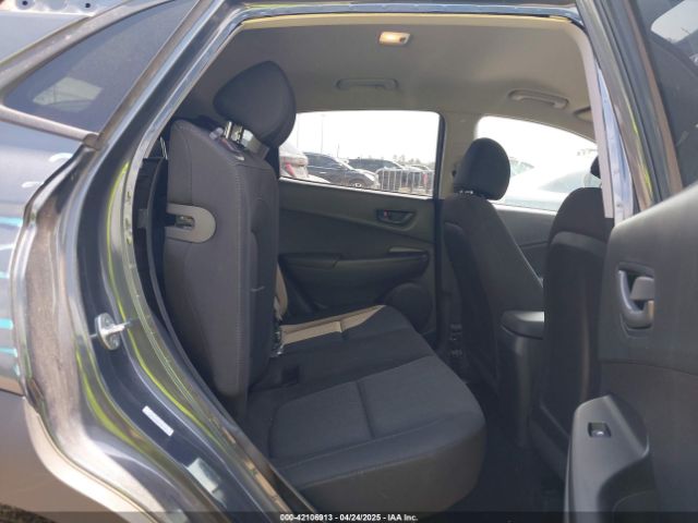 KM8K62AB4NU907624 Hyundai Kona Sel