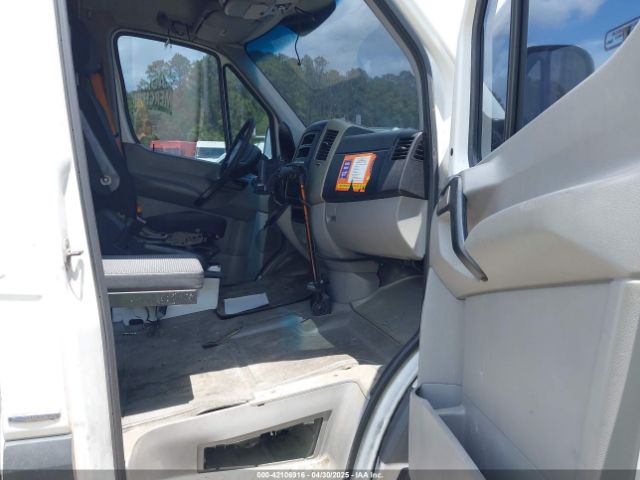 2012 MERCEDES-BENZ SPRINTER 2500 WD3PE8CB0C5688417 Photo 4