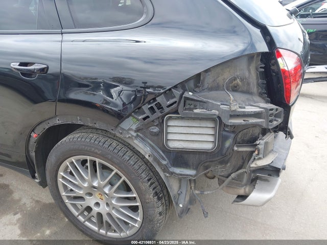 WP1AA2A29ELA97300 Porsche Cayenne Platinum Edition
