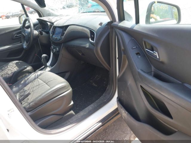KL7CJPSM1NB569189 Chevrolet Trax Awd Lt