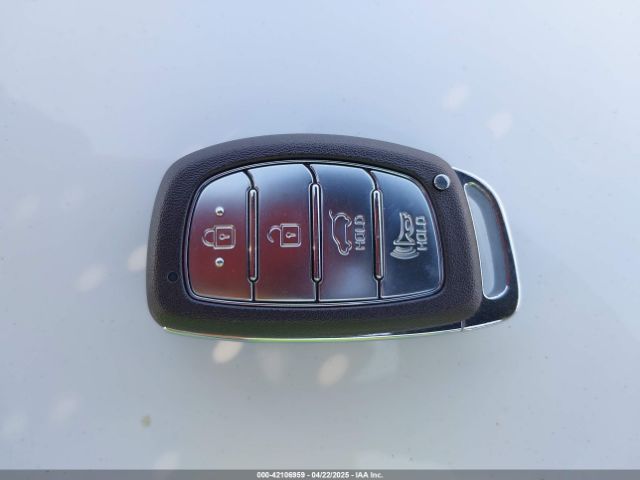 KMHC75LD3LU198912 Hyundai Ioniq Plug-in Hybrid Sel