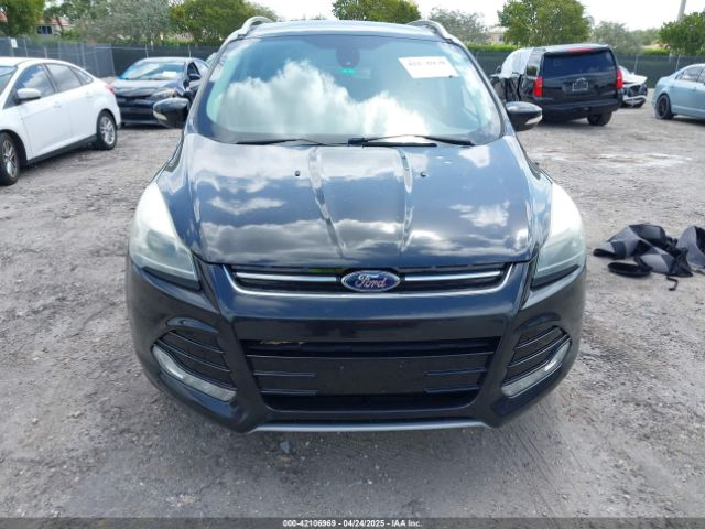 1FMCU0JX8FUC62035 Ford Escape Titanium