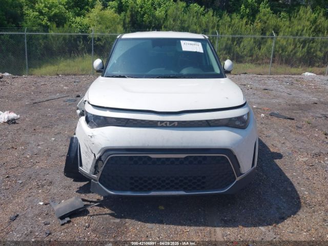 KNDJ23AU7P7840988 KIA SOUL LX