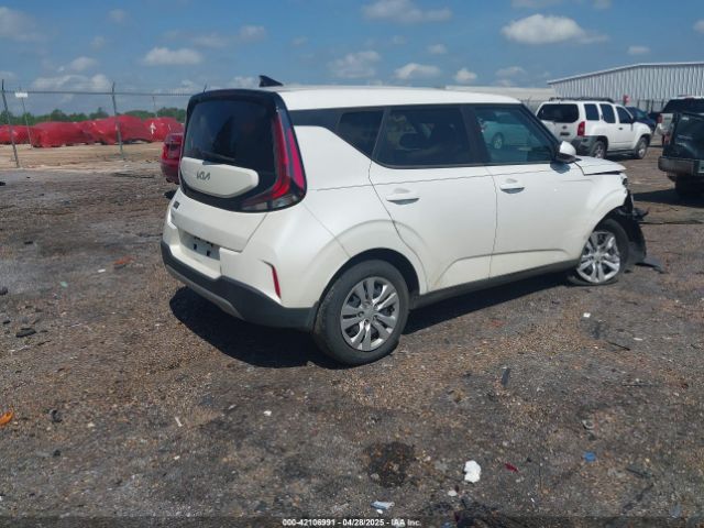 KNDJ23AU7P7840988 KIA SOUL LX