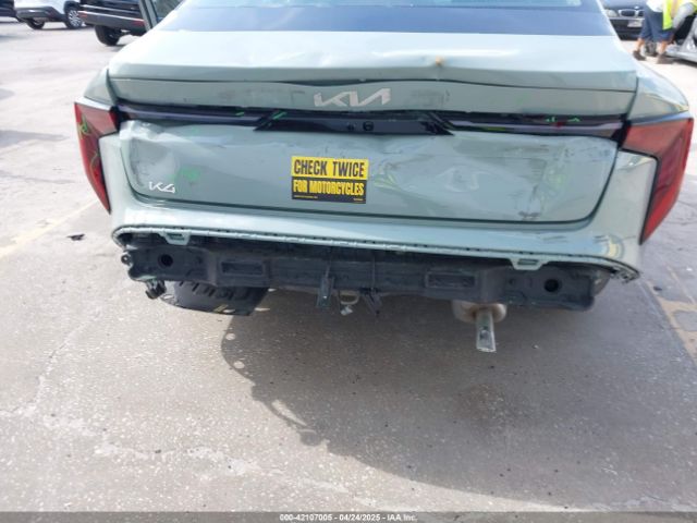 3KPFT4DE4SE003606 KIA K4 Lxs