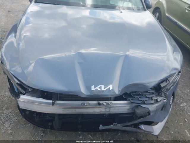 5XXG14J25NG130168 KIA K5 LXS