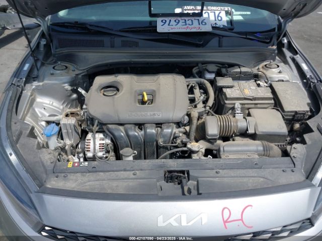 3KPF24AD1RE748029 KIA Forte Lxs