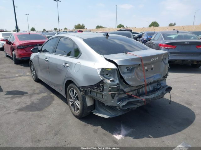 3KPF24AD1RE748029 KIA Forte Lxs