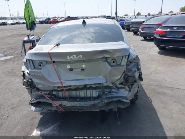 3KPF24AD1RE748029 KIA Forte Lxs