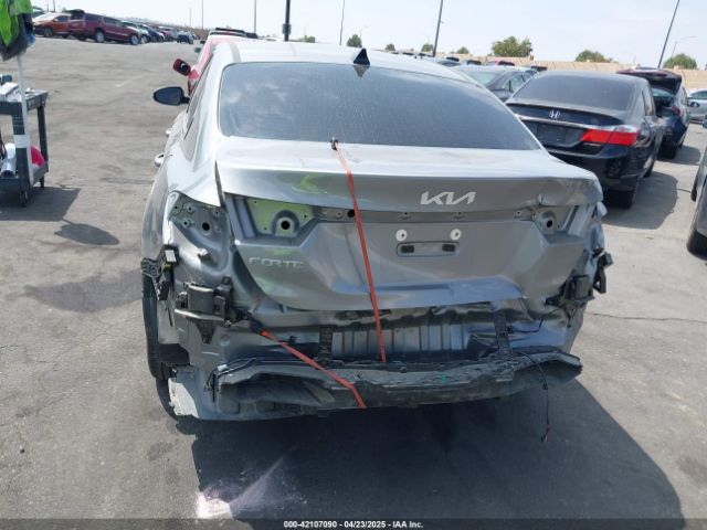 3KPF24AD1RE748029 KIA Forte Lxs