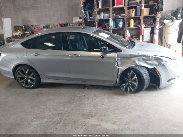 1C3CCCBG3FN533475 Chrysler 200 S