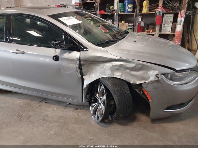 1C3CCCBG3FN533475 Chrysler 200 S
