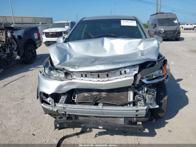 KL7CJKSB8LB033001 Chevrolet Trax Fwd Ls