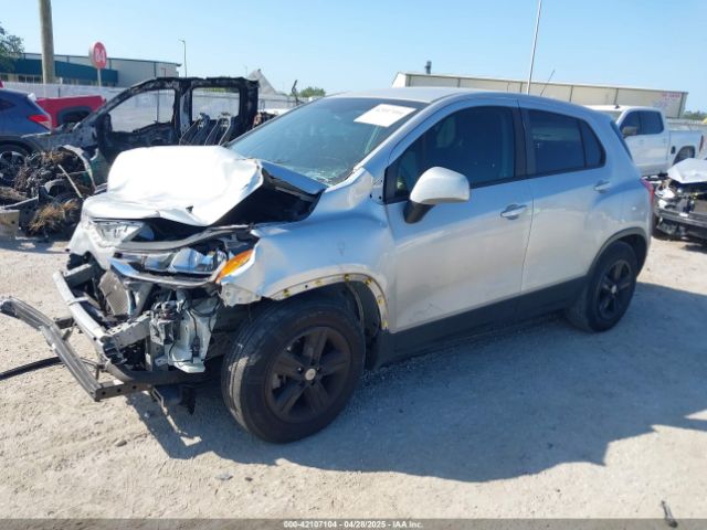 KL7CJKSB8LB033001 Chevrolet Trax Fwd Ls