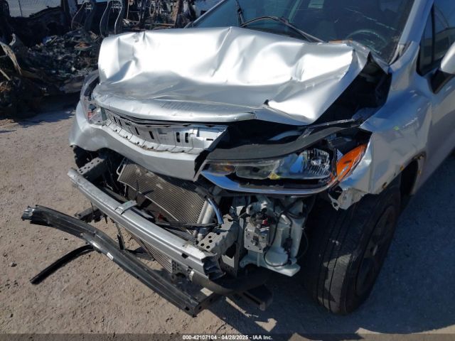 KL7CJKSB8LB033001 Chevrolet Trax Fwd Ls