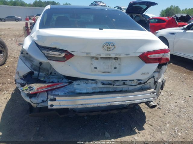 4T1B11HKXJU016486 Toyota CAMRY XLE
