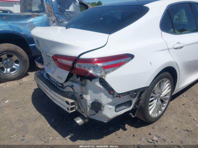 4T1B11HKXJU016486 Toyota CAMRY XLE