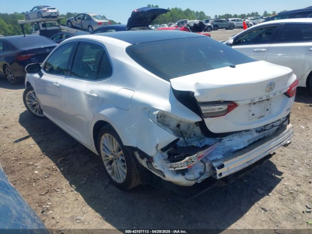 4T1B11HKXJU016486 Toyota CAMRY XLE