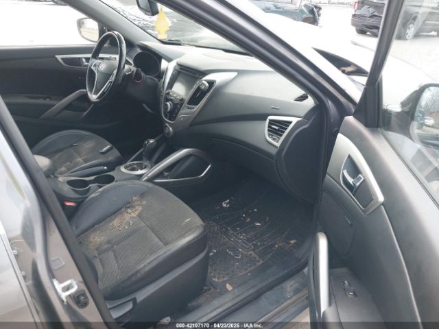 KMHTC6AD5EU183478 Hyundai Veloster Base W/black
