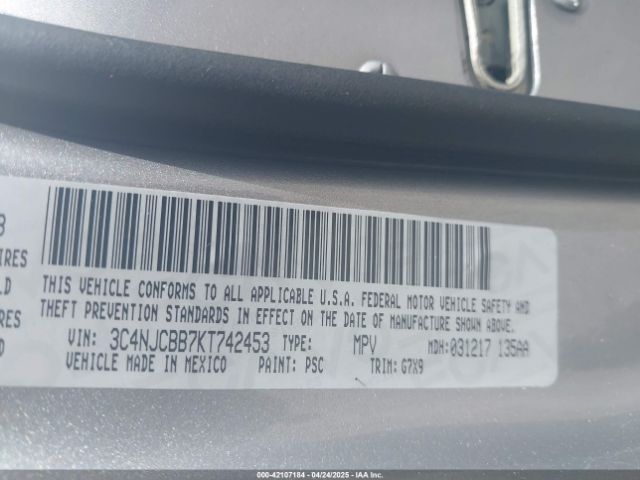 3C4NJCBB7KT742453 Jeep Compass Latitude Fwd
