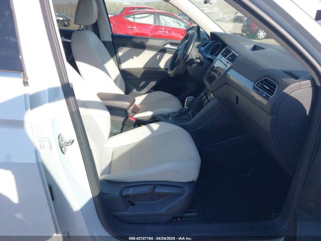 3VV2B7AX8JM195370 Volkswagen Tiguan 2.0t Se/2.0t Sel