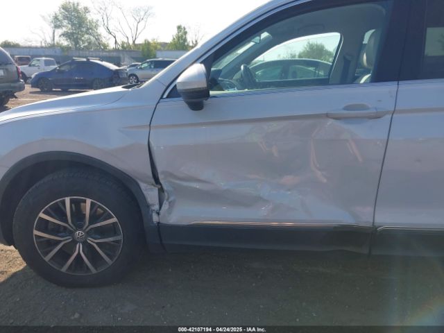 3VV2B7AX8JM195370 Volkswagen Tiguan 2.0t Se/2.0t Sel