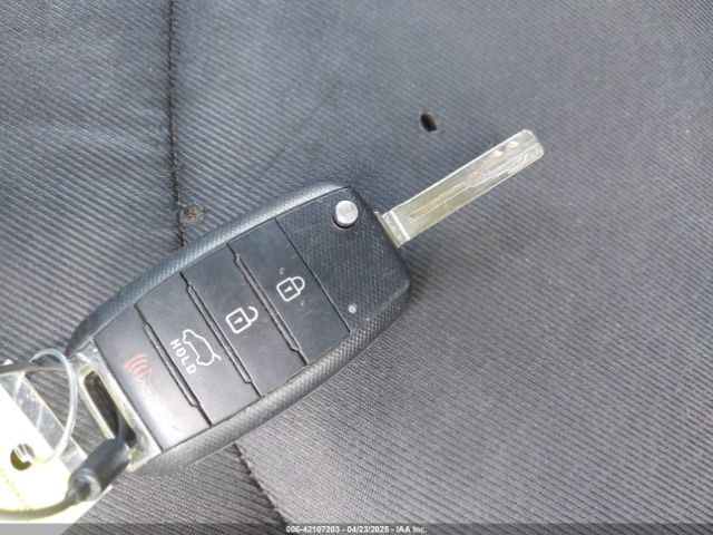 KNDJP3A54H7877024 KIA SOUL +