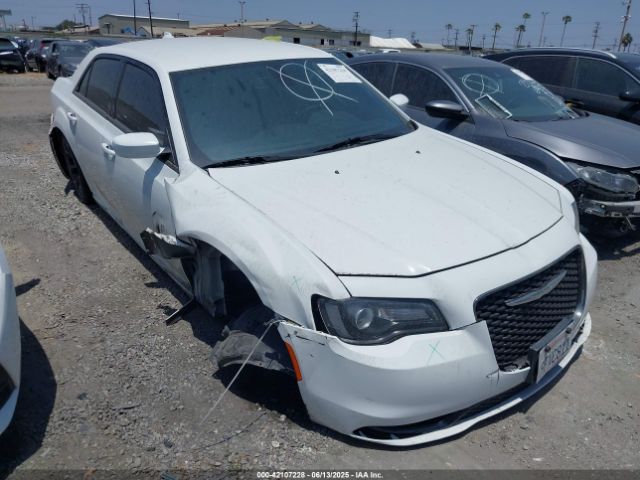 2018 CHRYSLER 300 2C3CCABG4JH285727