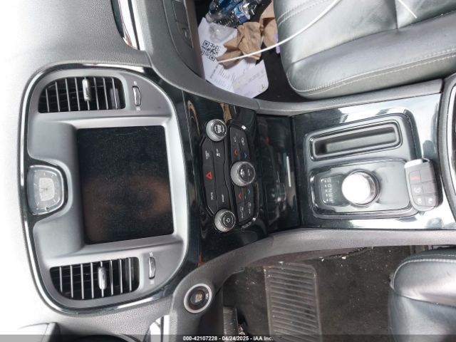 2018 CHRYSLER 300 2C3CCABG4JH285727 Photo 10