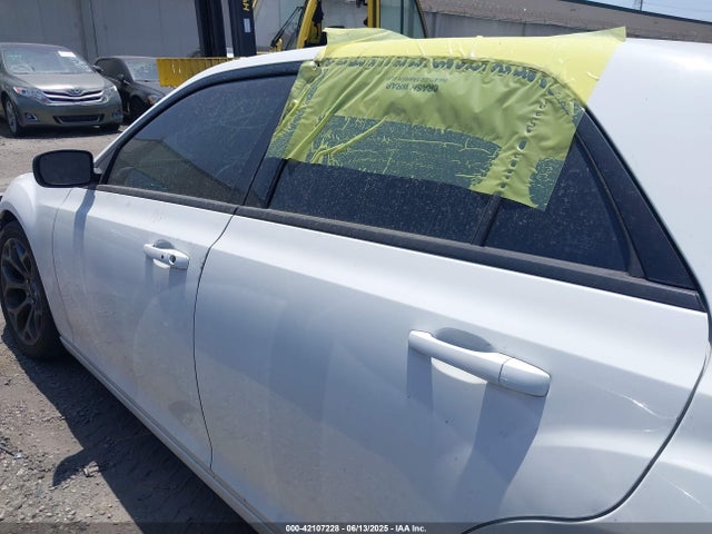 Chrysler 300 S 2018 2C3CCABG4JH285727 Image 15