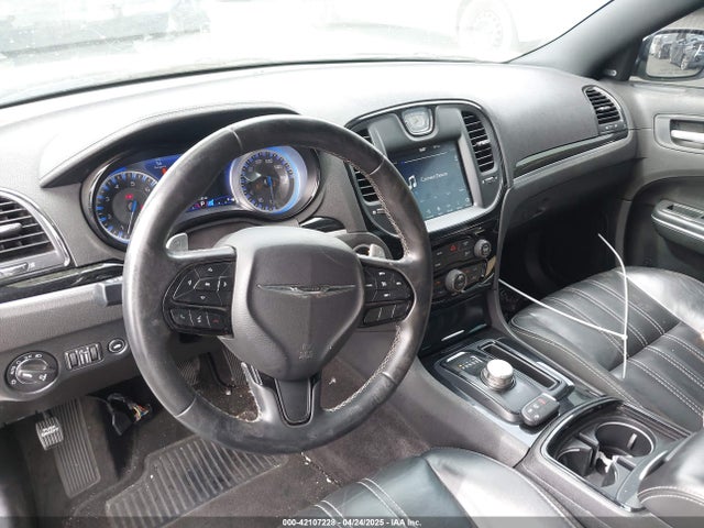Chrysler 300 S 2018 2C3CCABG4JH285727 Image 21