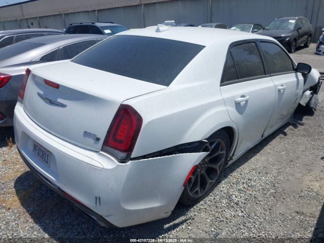 2018 CHRYSLER 300 2C3CCABG4JH285727 Photo 3