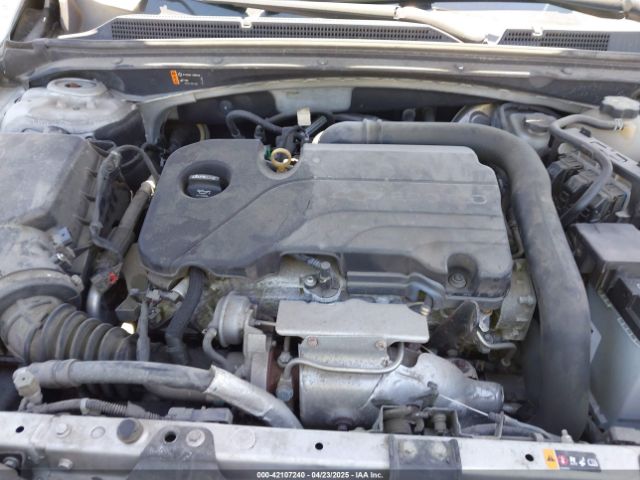 1G1ZD5ST0JF128973 Chevrolet MALIBU LT