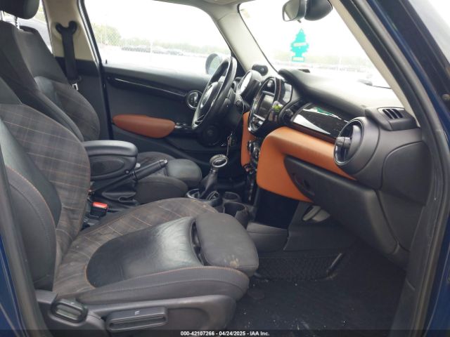 2017 MINI HARDTOP WMWXU1C54H2E19114 Photo 4