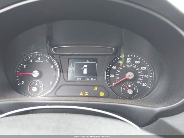 5XYPG4A38HG276622 KIA Sorento 2.4l Lx