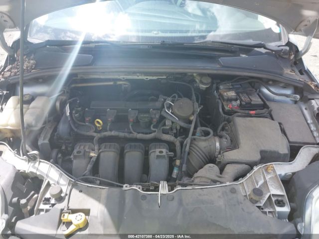 1FADP3K22EL140219 Ford FOCUS SE