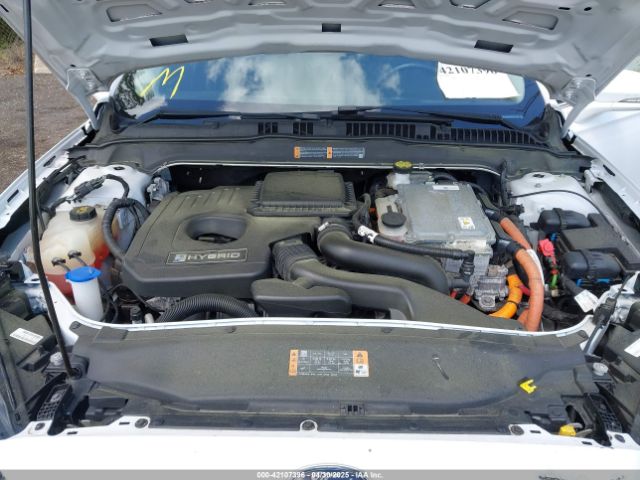 3FA6P0RUXKR121736 Ford Fusion Hybrid Titanium