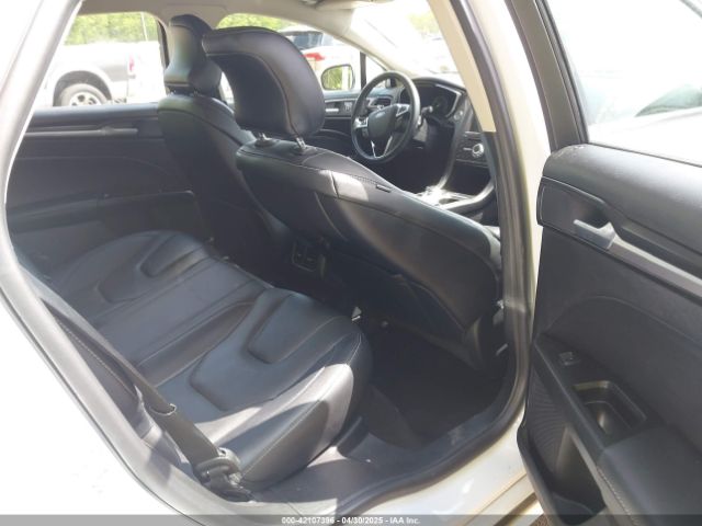 3FA6P0RUXKR121736 Ford Fusion Hybrid Titanium