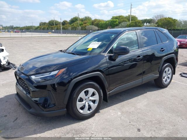 2T3H1RFV6RC287250 Toyota RAV4 LE