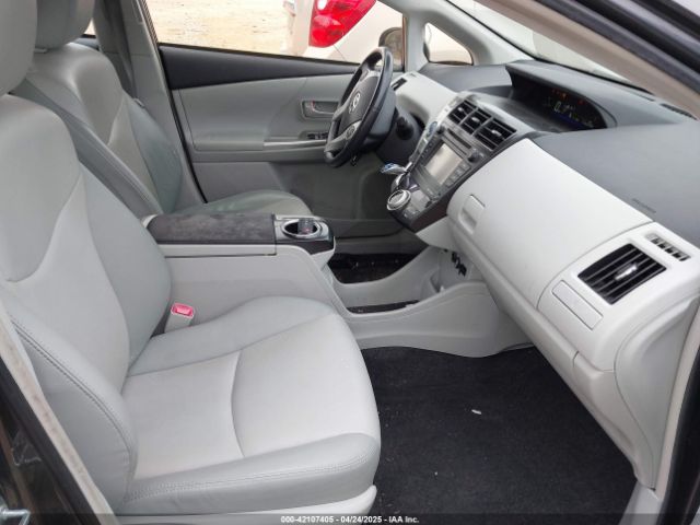 JTDZN3EU8EJ000528 Toyota Prius V Five
