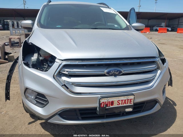 1FMCU0GDXJUC74516 Ford ESCAPE SE