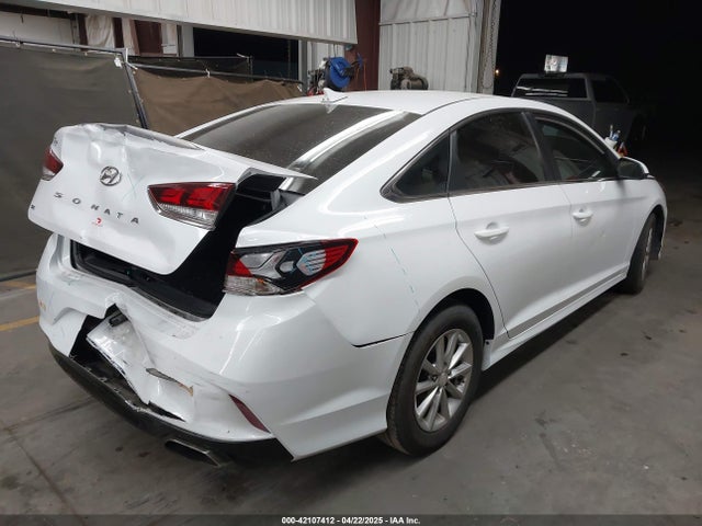 5NPE24AF9JH698963 Hyundai SONATA SE
