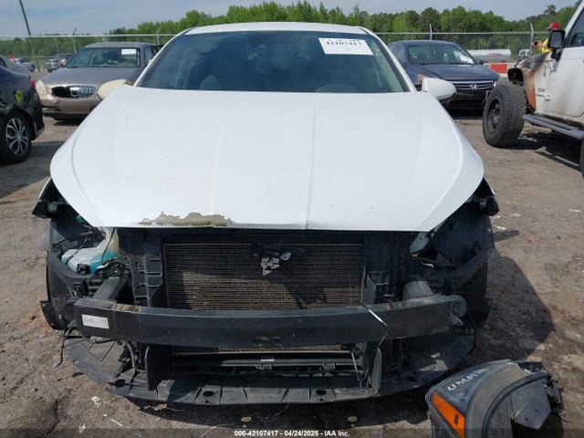 5NPD84LF5LH533969 Hyundai ELANTRA SEL