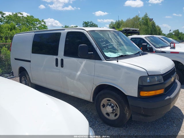 1GCWGAFG8K1365250 Chevrolet Express 2500 Work Van