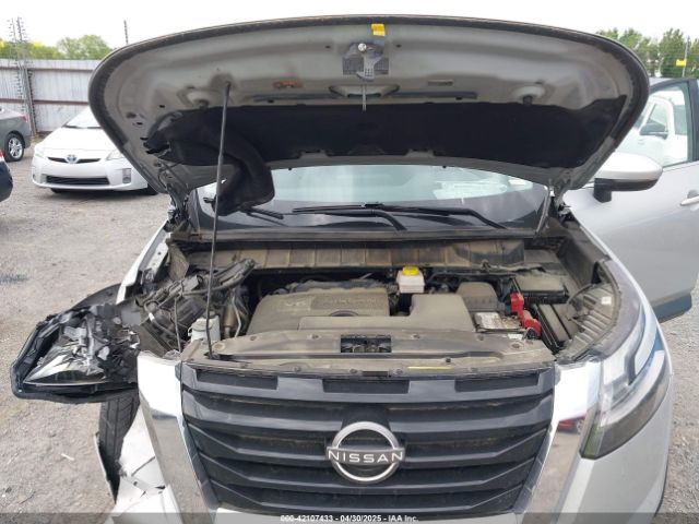 5N1DR3BC6NC241692 Nissan Pathfinder Sv 4wd