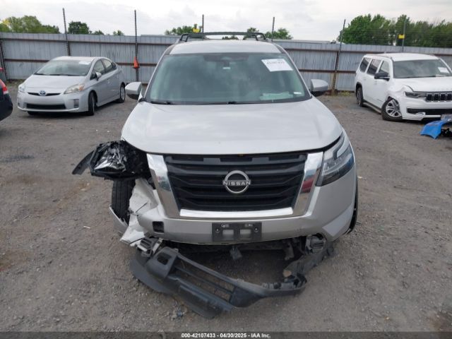 5N1DR3BC6NC241692 Nissan Pathfinder Sv 4wd
